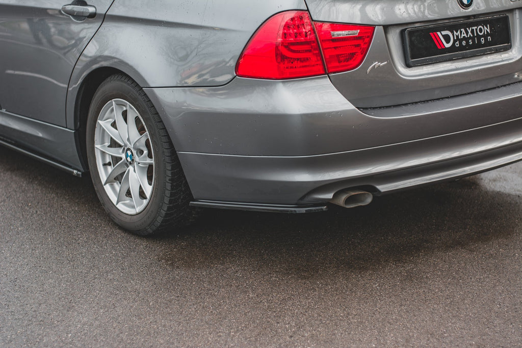 Maxton Design Heck Ansatz Flaps Diffusor für BMW 3er E91 Facelift Carbon Look