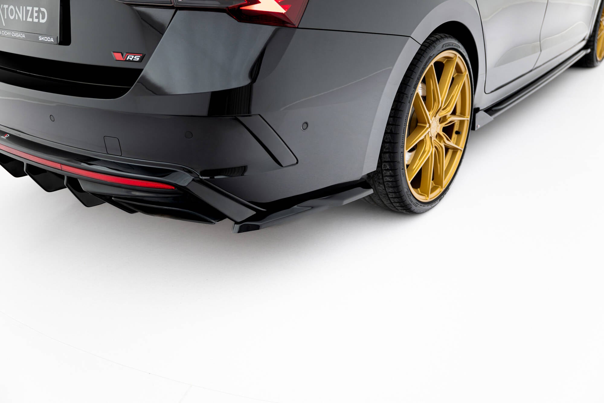Maxton Design Heck Ansatz Flaps Diffusor V.7 passend für Skoda Octavia RS Liftback / Combi Mk4 schwarz Hochglanz