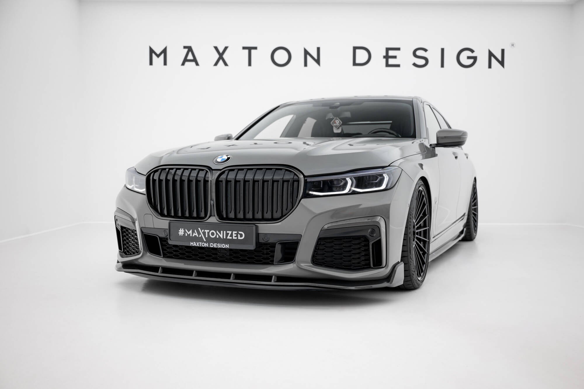 Maxton Design Prepreg Carbon Fiber Street+ Spoilerlippe Front Ansatz passend für + ABS Diffusor BMW 7 M-Paket G11 Facelift schwarz Hochglanz
