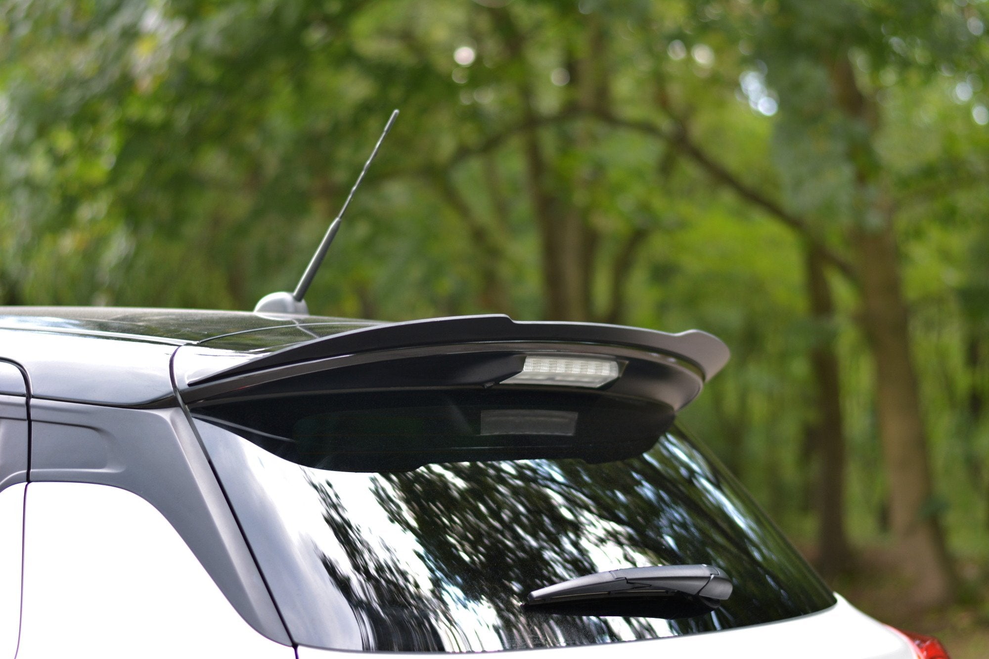 Maxton Design Spoiler CAP passend für SUZUKI SWIFT 6 SPORT schwarz Hochglanz