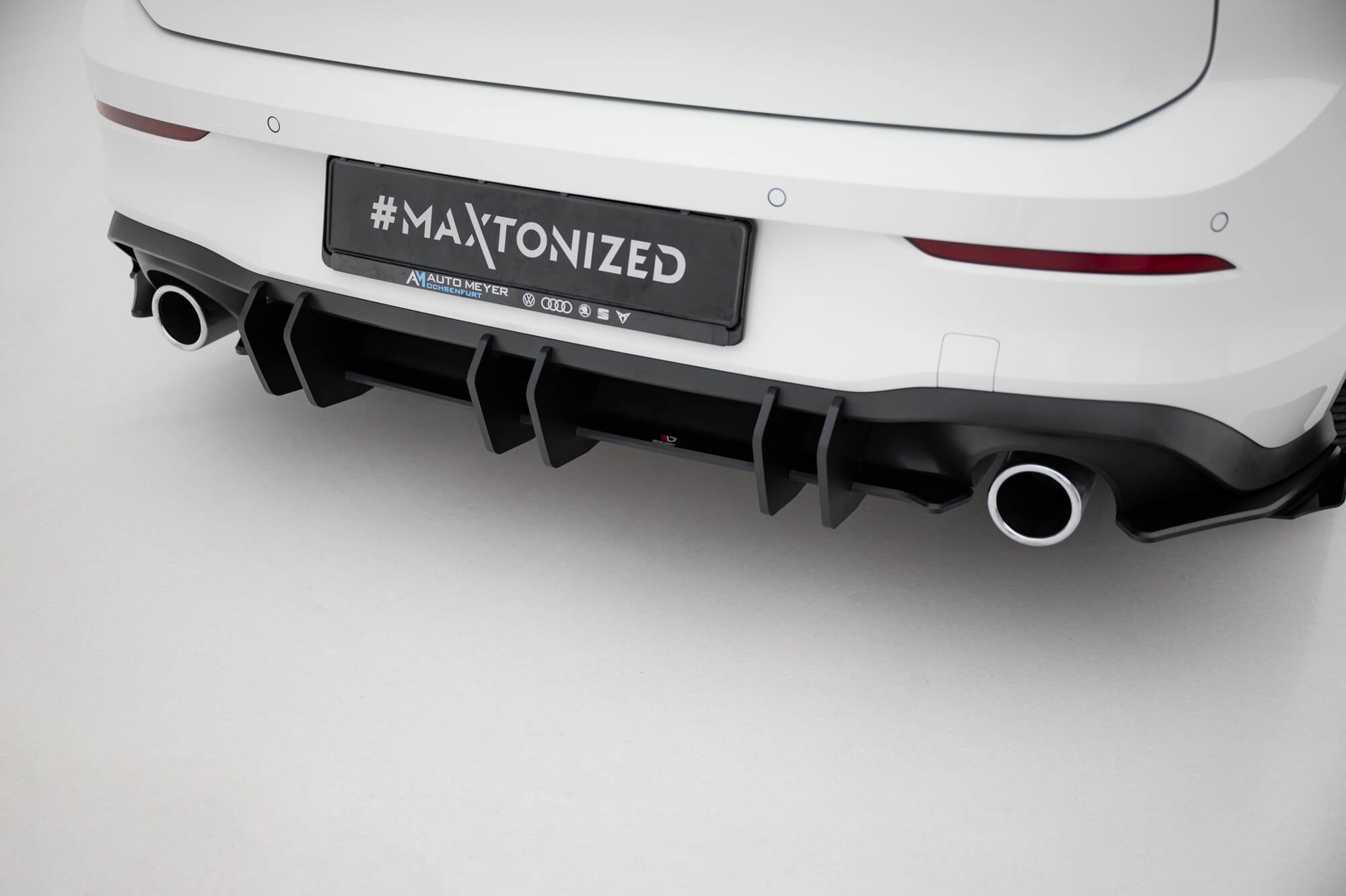 Maxton Design Street Pro Heckschürze V.2 passend für VW Golf GTI Mk8