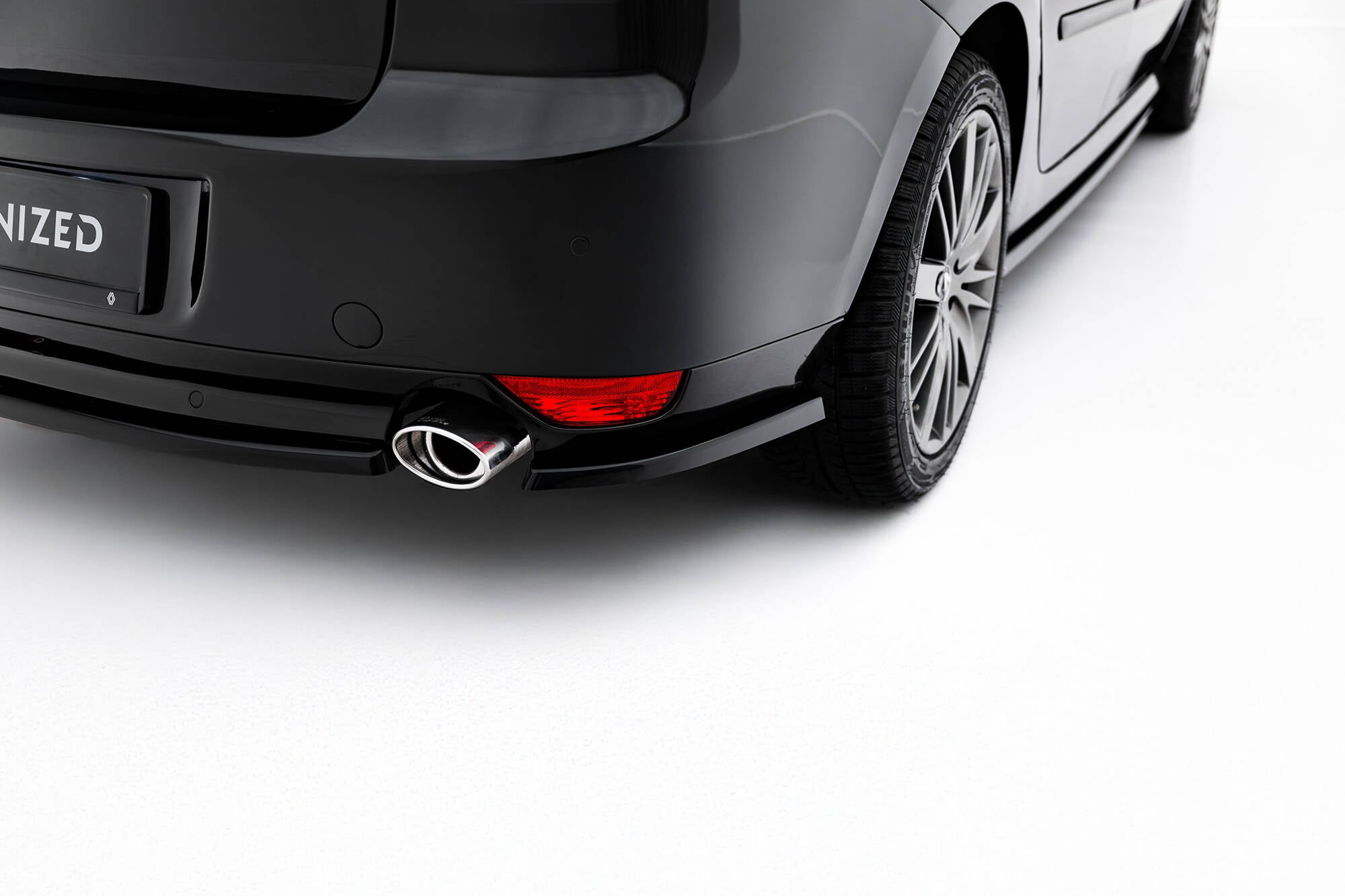 Maxton Design Heck Ansatz Flaps Diffusor passend für Renault Laguna Hatchback GT Mk3 schwarz Hochglanz