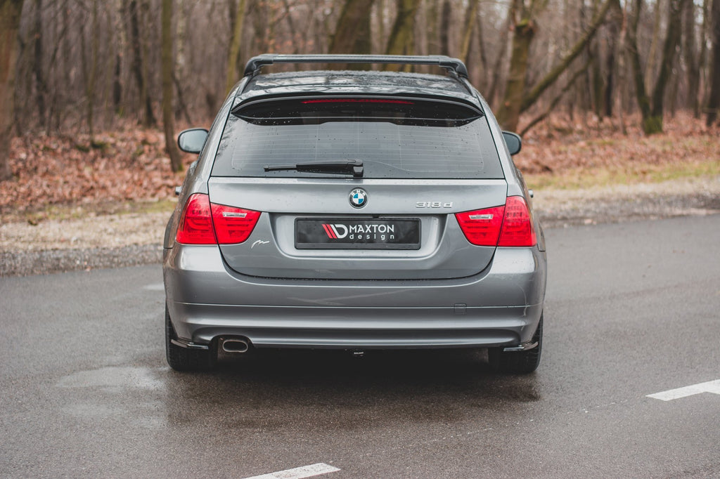 Maxton Design Heck Ansatz Flaps Diffusor passend für BMW 3er E91 Facelift schwarz Hochglanz