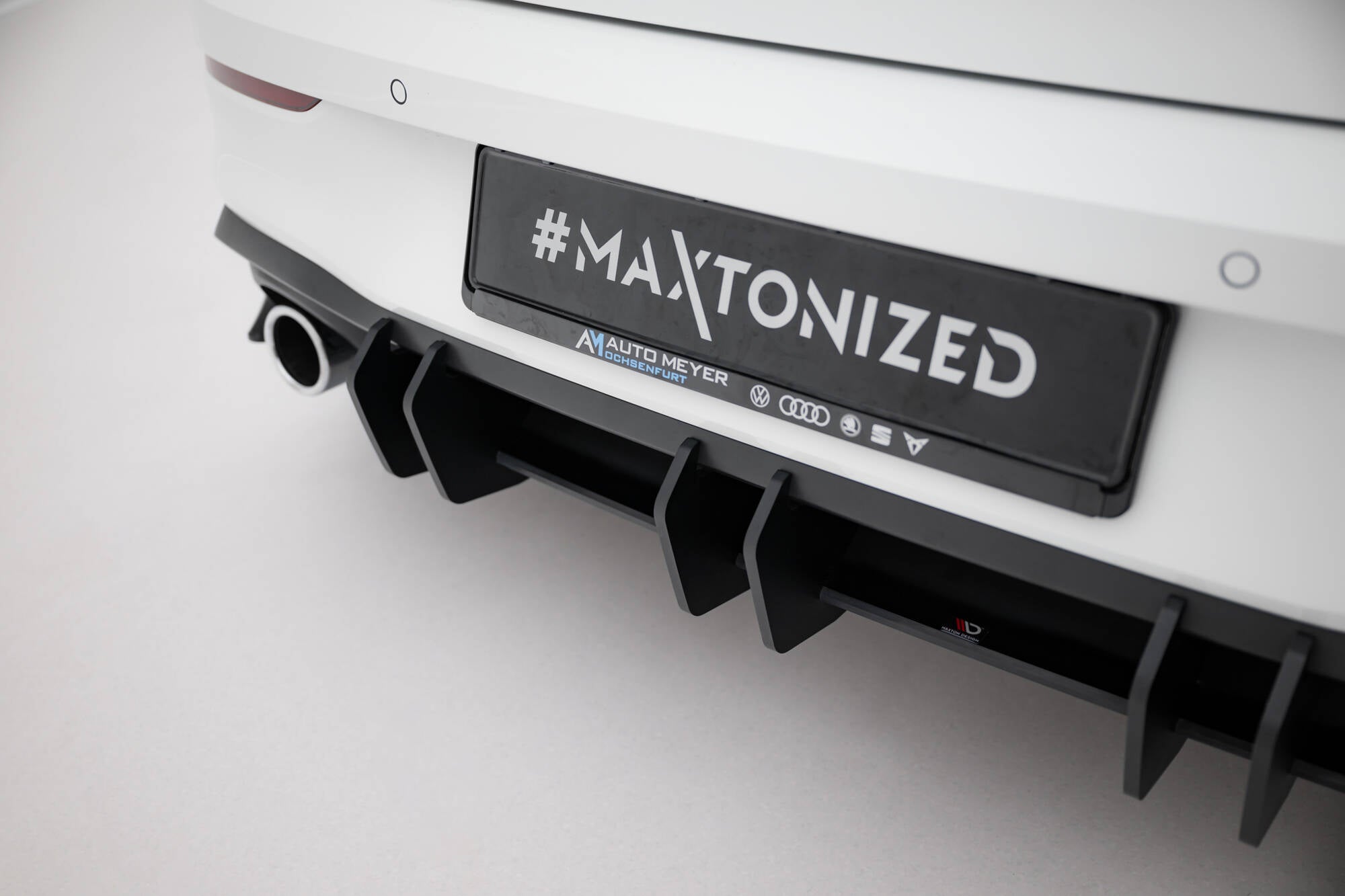 Maxton Design Street Pro Heckschürze V.2 passend für VW Golf GTI Mk8