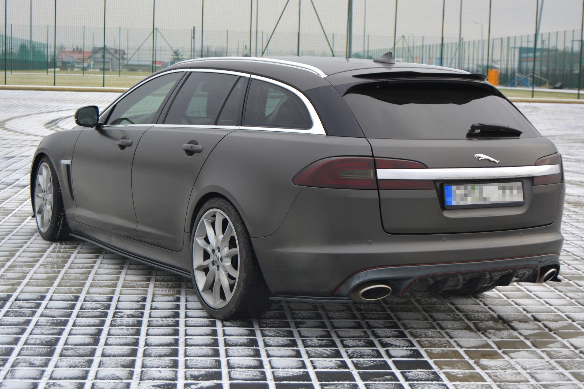 Maxton Design Spoiler CAP passend für JAGUAR XF X250 SPORTBRAKE schwarz Hochglanz