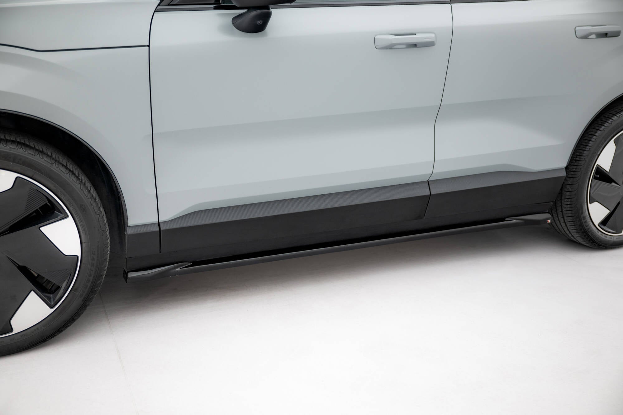 Maxton Design Street+ Seitenschweller Leisten passend für Volvo EX30 Mk1 schwarz Hochglanz