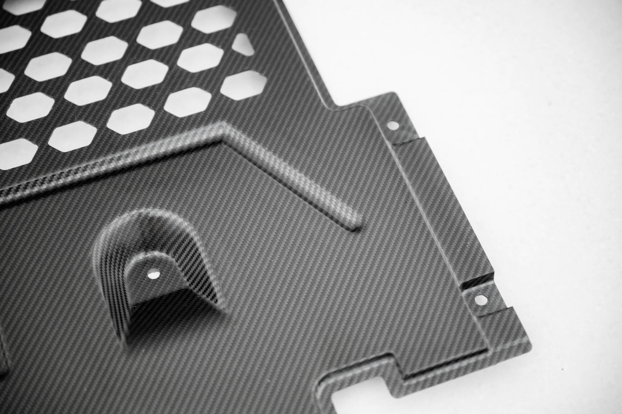 Maxton Design Carbon Fiber Engine Cover BMW M2 G87 für BMW M2 G87