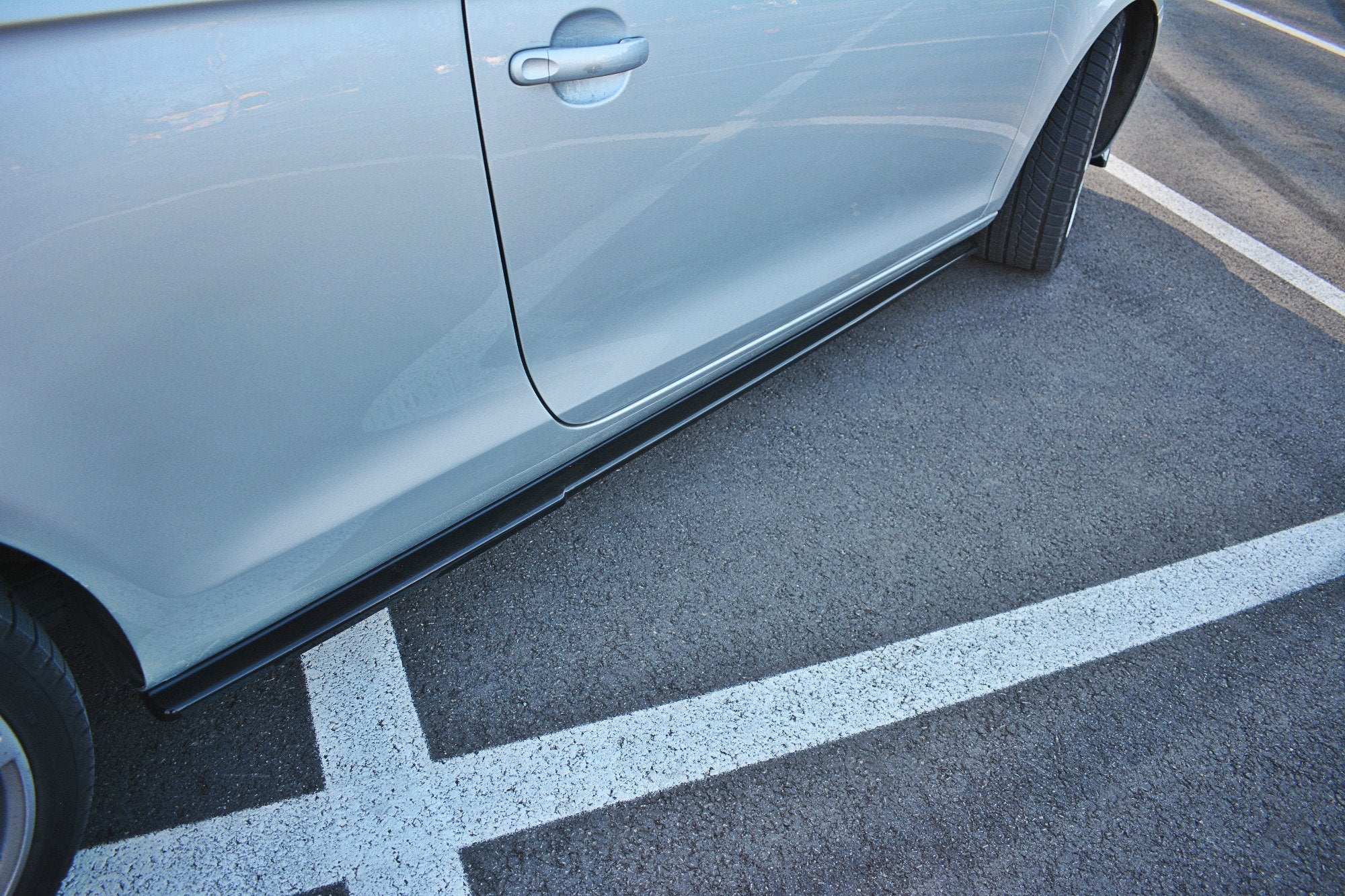 Maxton Design Street+ Seitenschweller Leisten passend für VW EOS schwarz Hochglanz