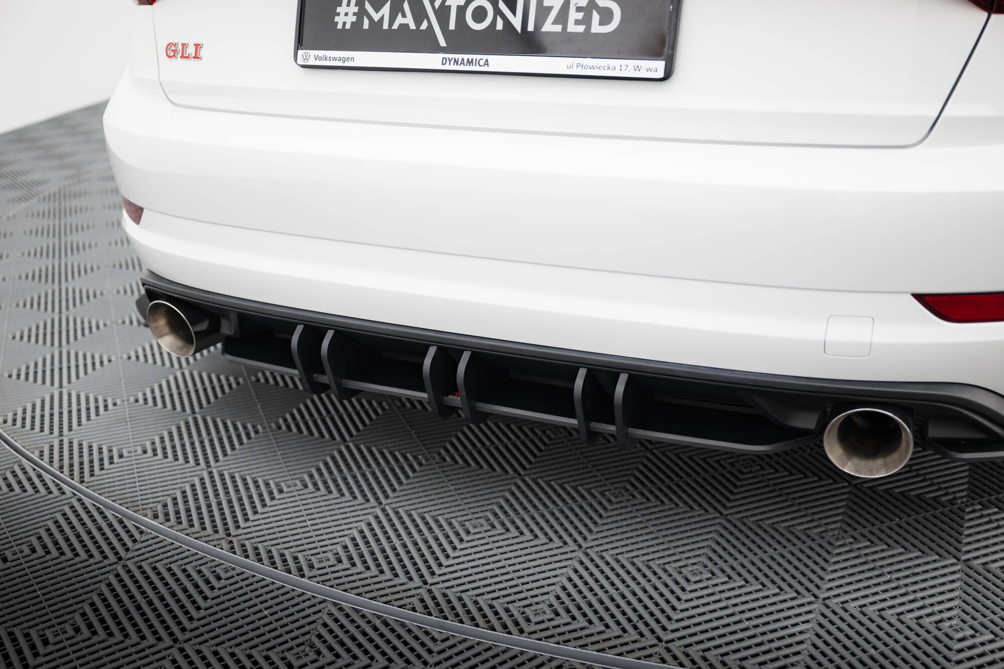 Maxton Design Street Pro Heckschürze passend für VW Jetta GLI Mk7