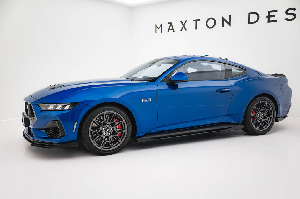 Maxton Design Street Pro Street+ Seitenschweller Leisten + Flaps passend für Ford Mustang Dark Horse Mk7 schwarz Hochglanz