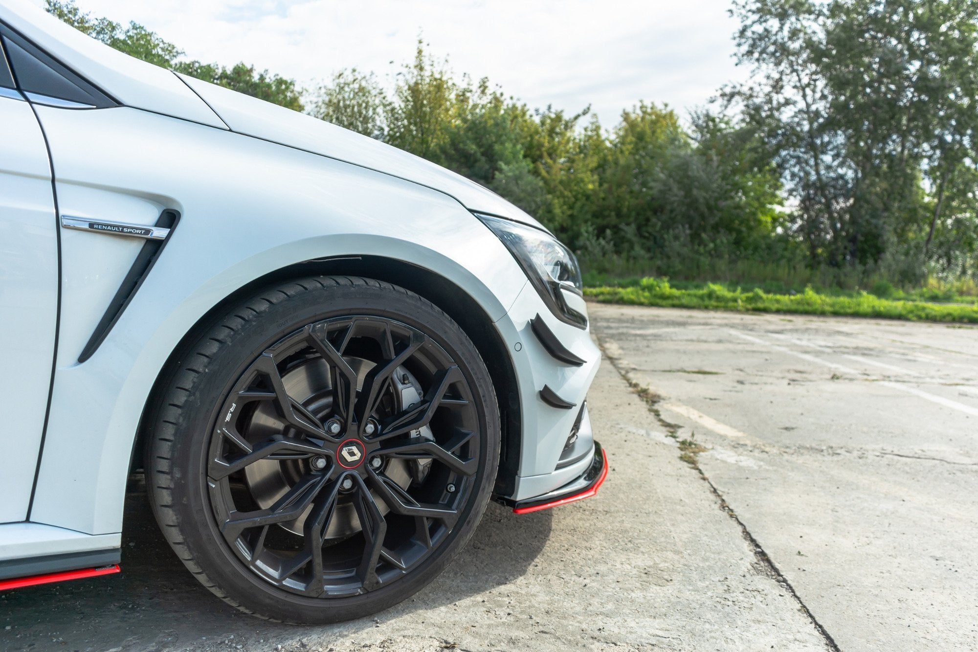 Maxton Design Stoßstangen Flaps Wings vorne Canards passend für Renault Megane IV RS