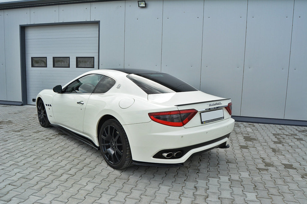 Maxton Design Seitenschweller Ansatz für MASERATI GRANTURISMO 2007-2011 Carbon Look