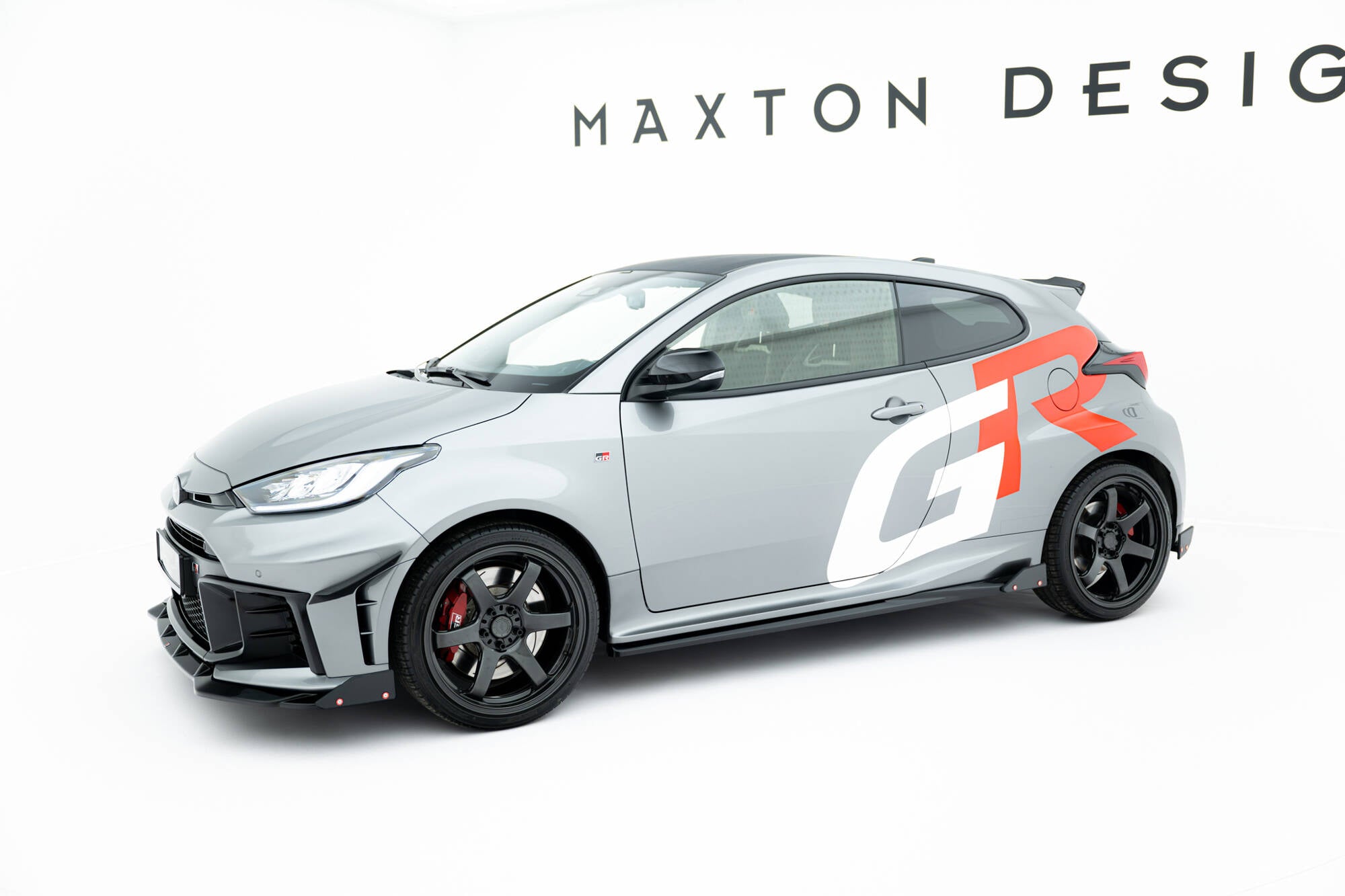 Maxton Design Street+ Seitenschweller Leisten + Flaps passend für Toyota GR Yaris Mk4 Facelift