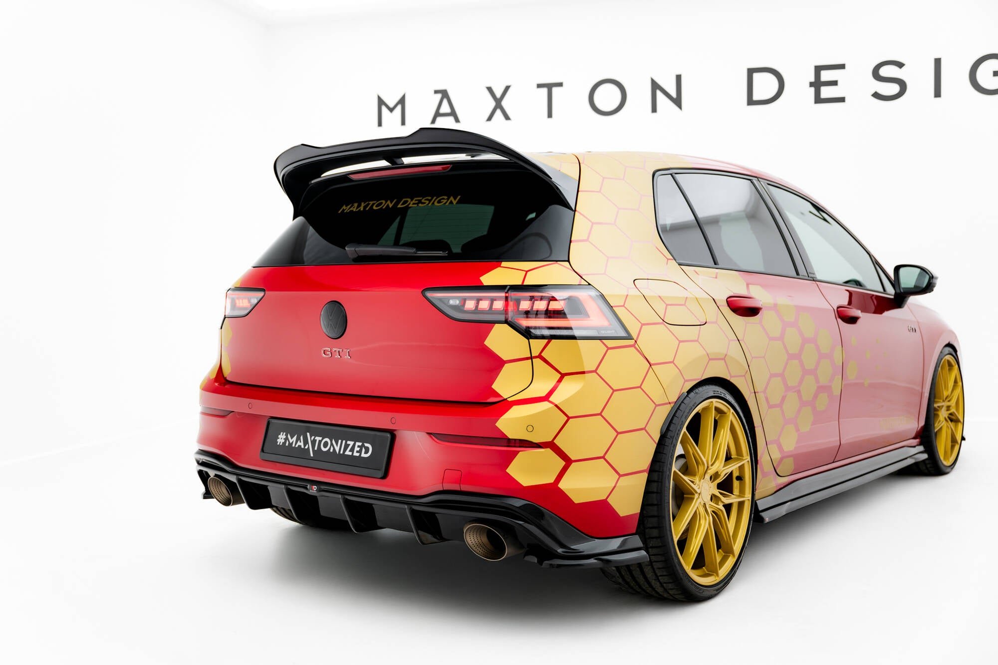 Maxton Design Heck Ansatz Flaps Diffusor V.3 passend für VW Golf GTI Clubsport Mk8 Facelift schwarz Hochglanz