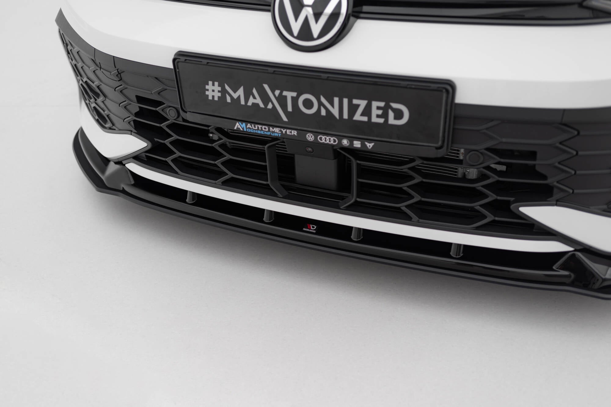 Maxton Design Street ProSplitter V.2 VW Golf GTI / GTE / R-Line Mk8 Facelift für Volkswagen Golf Mk8 Facelift