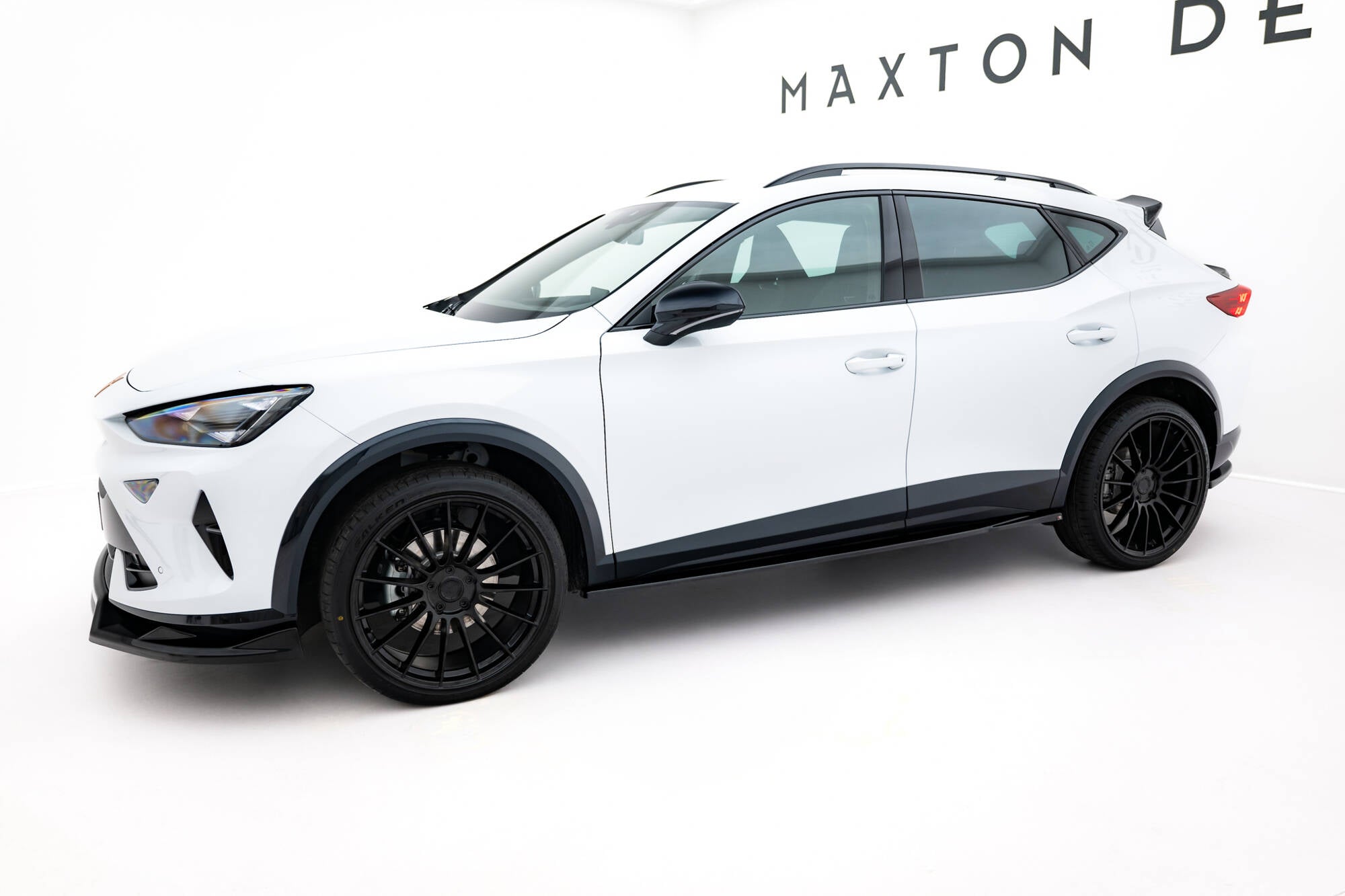 Maxton Design Street+ Seitenschweller Leisten passend für V.1 passend für Cupra Formentor Mk1 Facelift schwarz Hochglanz