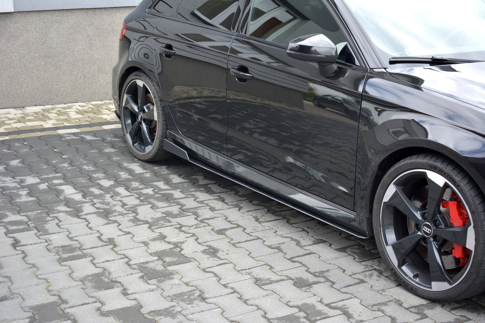 Maxton Design Sport Street+ Seitenschweller Leisten V.2 passend für Audi RS3 Sportback 8V Facelift