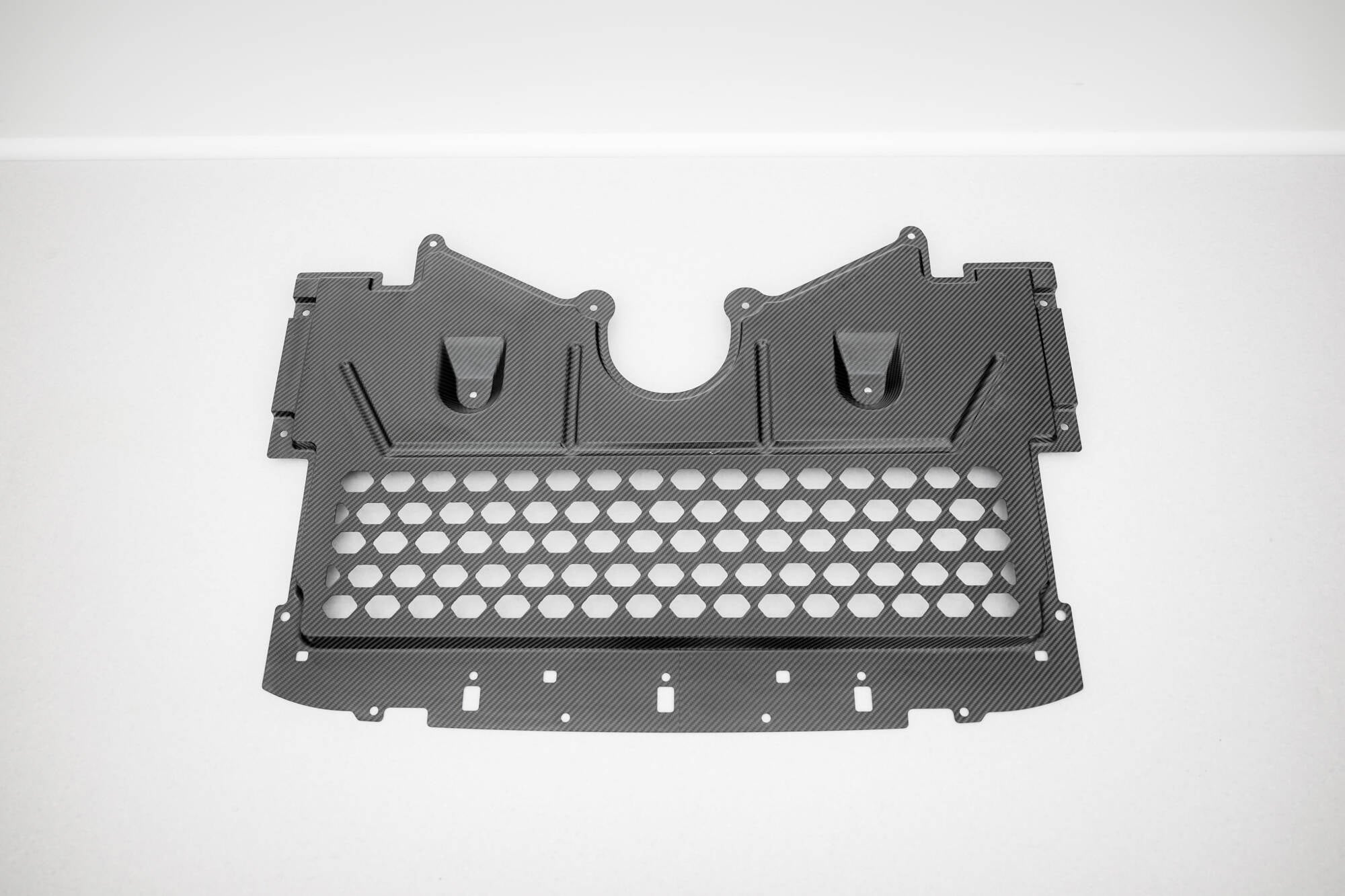 Maxton Design Carbon Fiber Engine Cover BMW M2 G87 für BMW M2 G87
