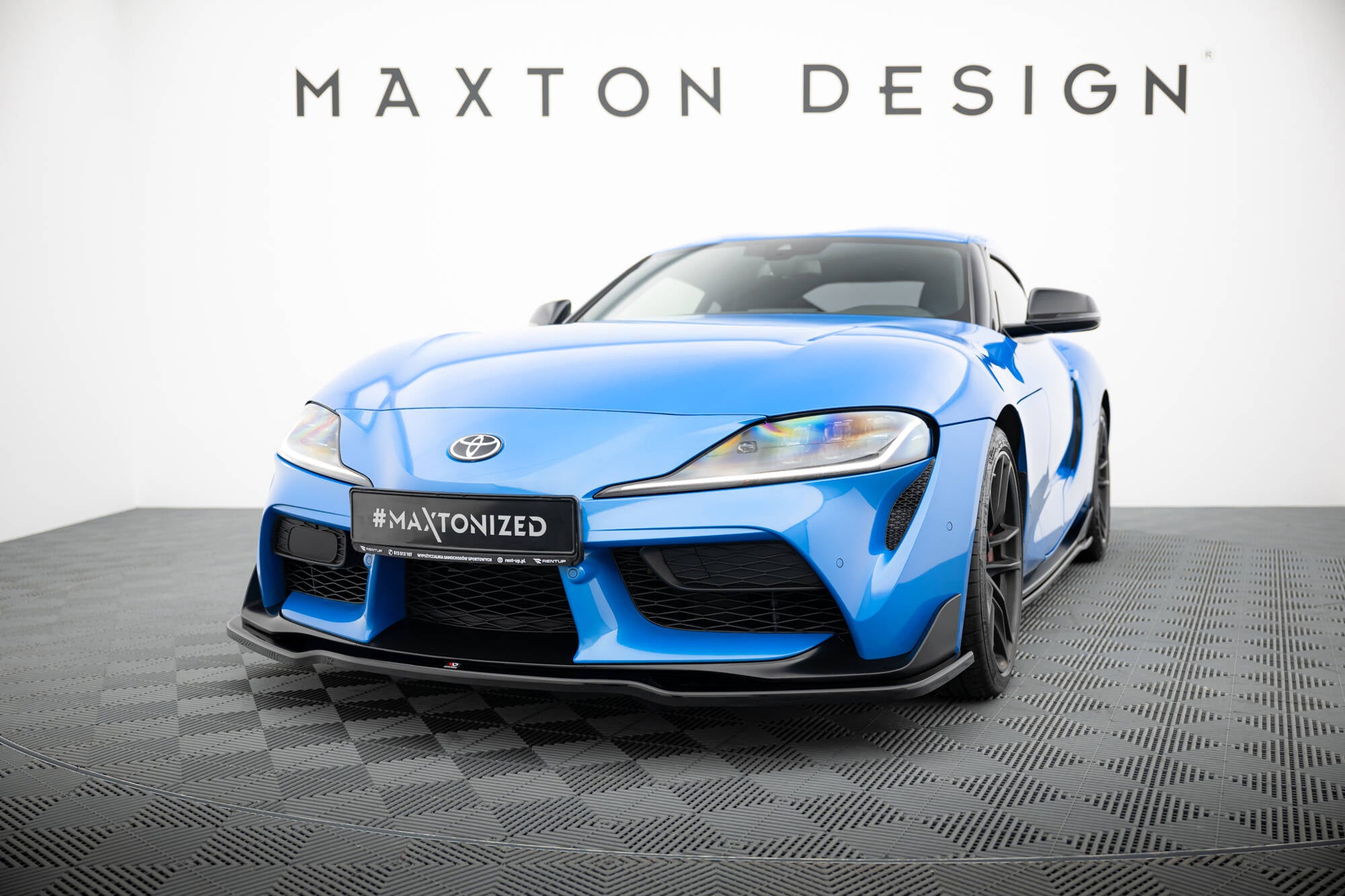 Maxton Design Street+ Spoilerlippe Front Ansatz V.2 passend für Toyota Supra Mk5 schwarz Hochglanz