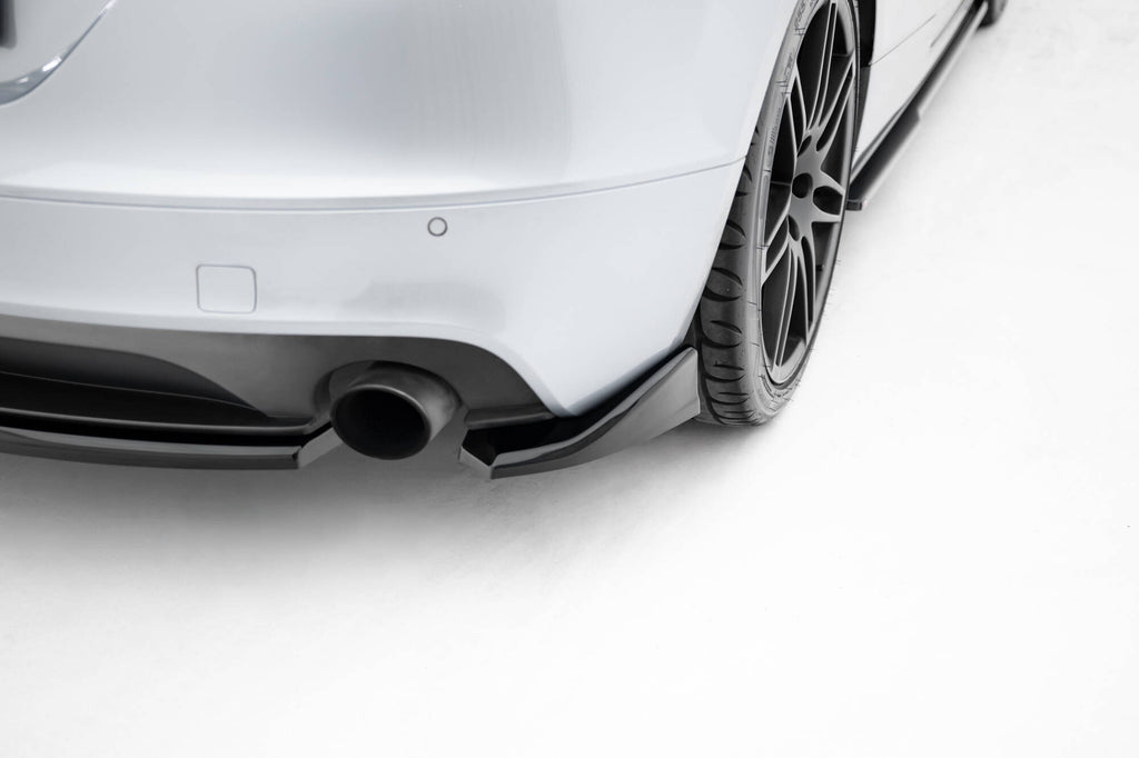Maxton Design Heck Ansatz Flaps Diffusor passend für Audi TT S-Line 8J Facelift schwarz Hochglanz