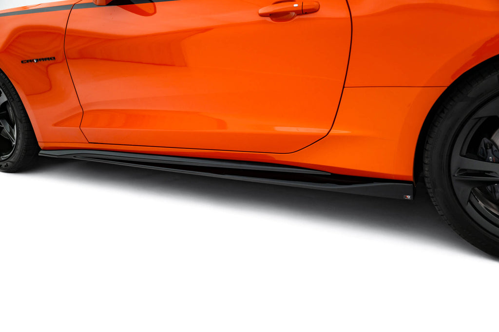 Maxton Design Street+ Seitenschweller Leisten V.2 passend für Chevrolet Camaro SS Mk6 Facelift schwarz Hochglanz