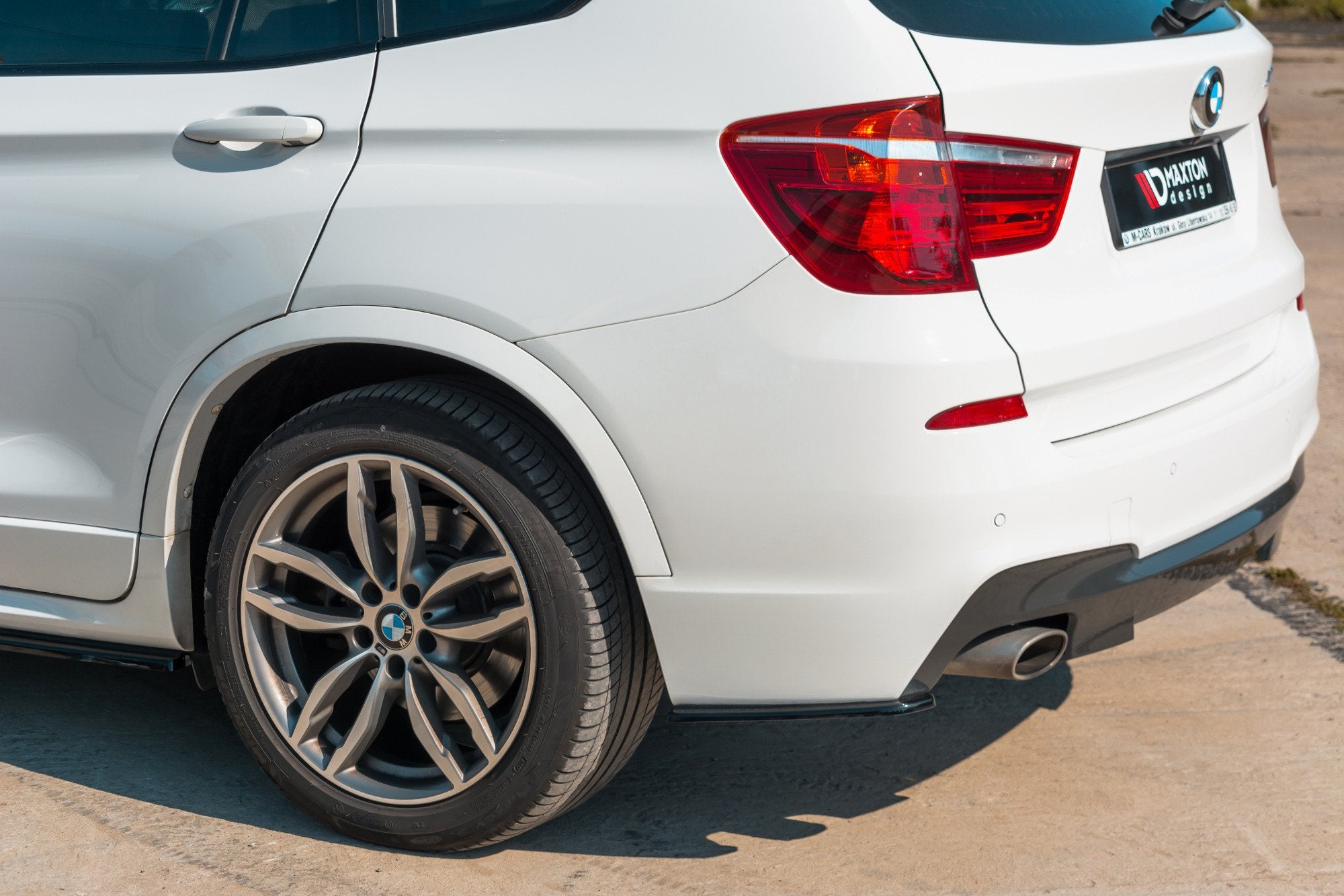 Maxton Design Heck Ansatz Flaps Diffusor für BMW X3 F25 M-Paket Facelift schwarz matt