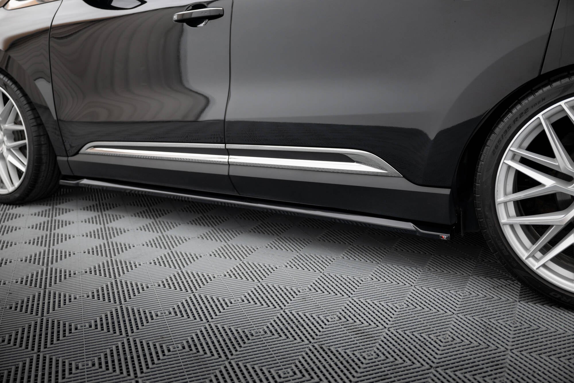 Maxton Design Street+ Seitenschweller Leisten passend für Renault Espace Mk5 schwarz Hochglanz