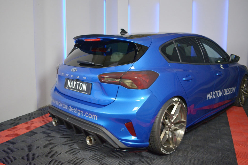 Maxton Design Spoiler CAP V.2 passend für Ford Focus Hatchback ST-Line Mk4 schwarz Hochglanz
