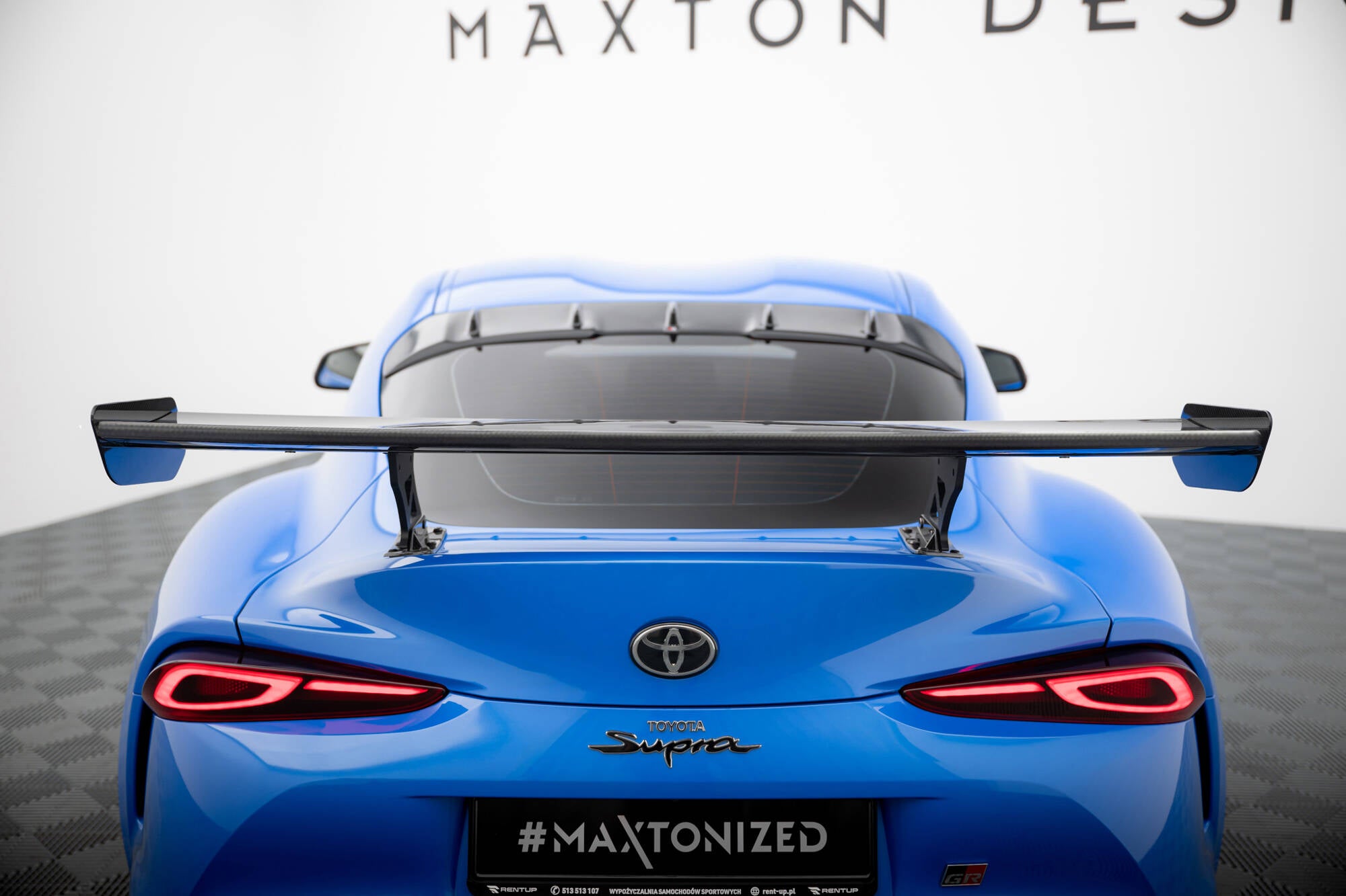 Maxton Design Carbon Spoiler With External Brackets Uprights Toyota Supra Mk5 für Toyota Supra Mk5