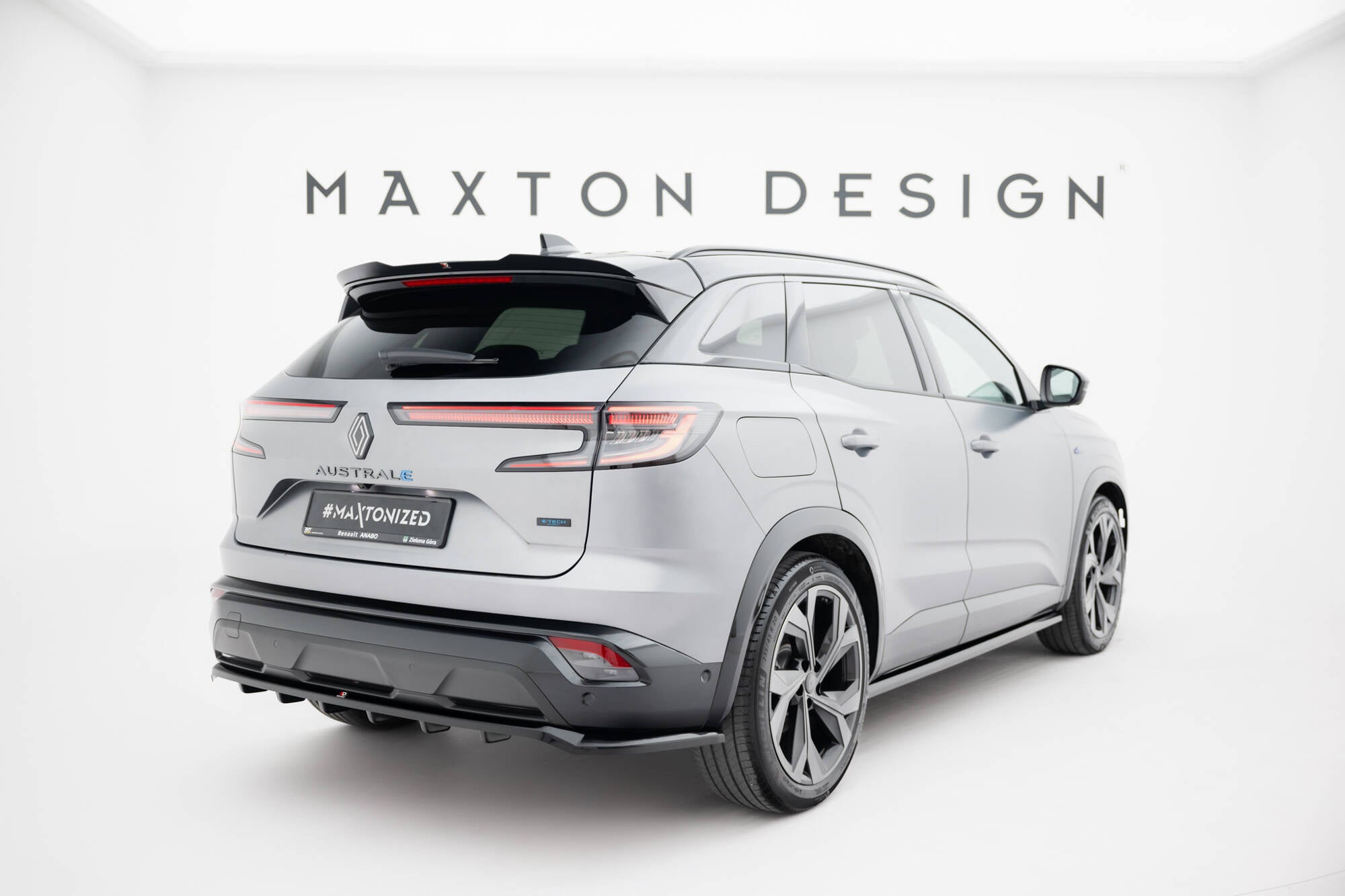 Maxton Design Spoiler CAP passend für Renault Austral Mk1 schwarz Hochglanz