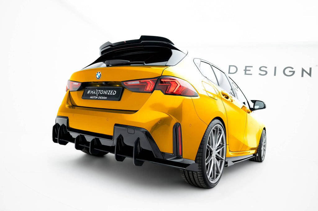 Maxton Design Street Pro Heckschürze + Flaps passend für BMW 1er M-Paket F70 schwarz Hochglanz