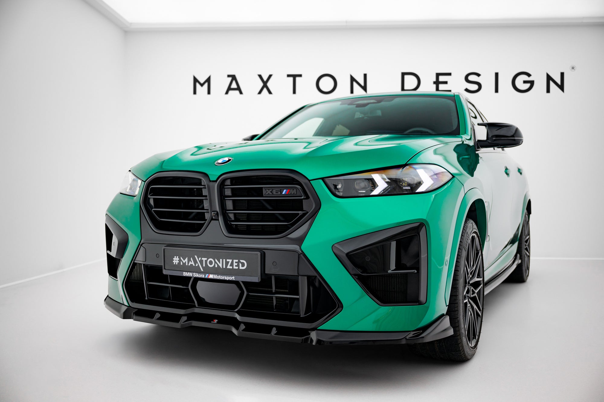 Maxton Design Street+ Spoilerlippe Front Ansatz V.1 passend für BMW X6 M F96 Facelift schwarz Hochglanz