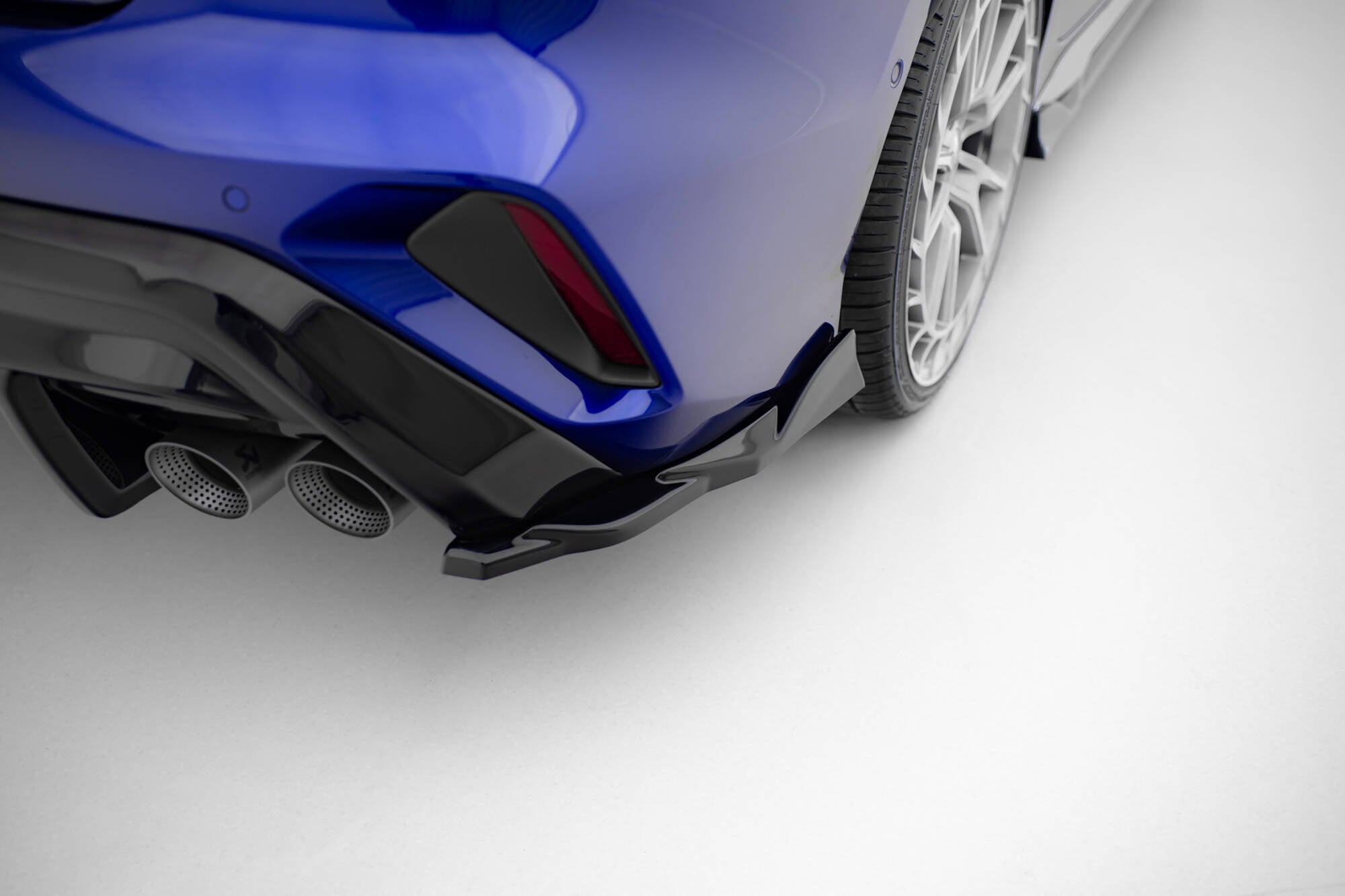 Maxton Design Heck Ansatz Flaps Diffusor V.4 passend für Audi S3 Limousine 8Y Facelift schwarz Hochglanz