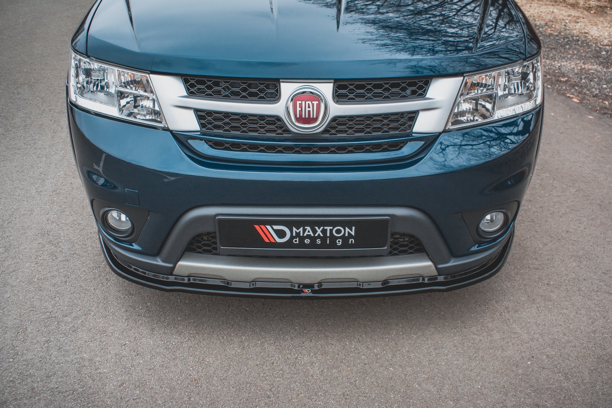 Maxton Design Street+ Spoilerlippe Front Ansatz passend für Fiat Freemont schwarz Hochglanz