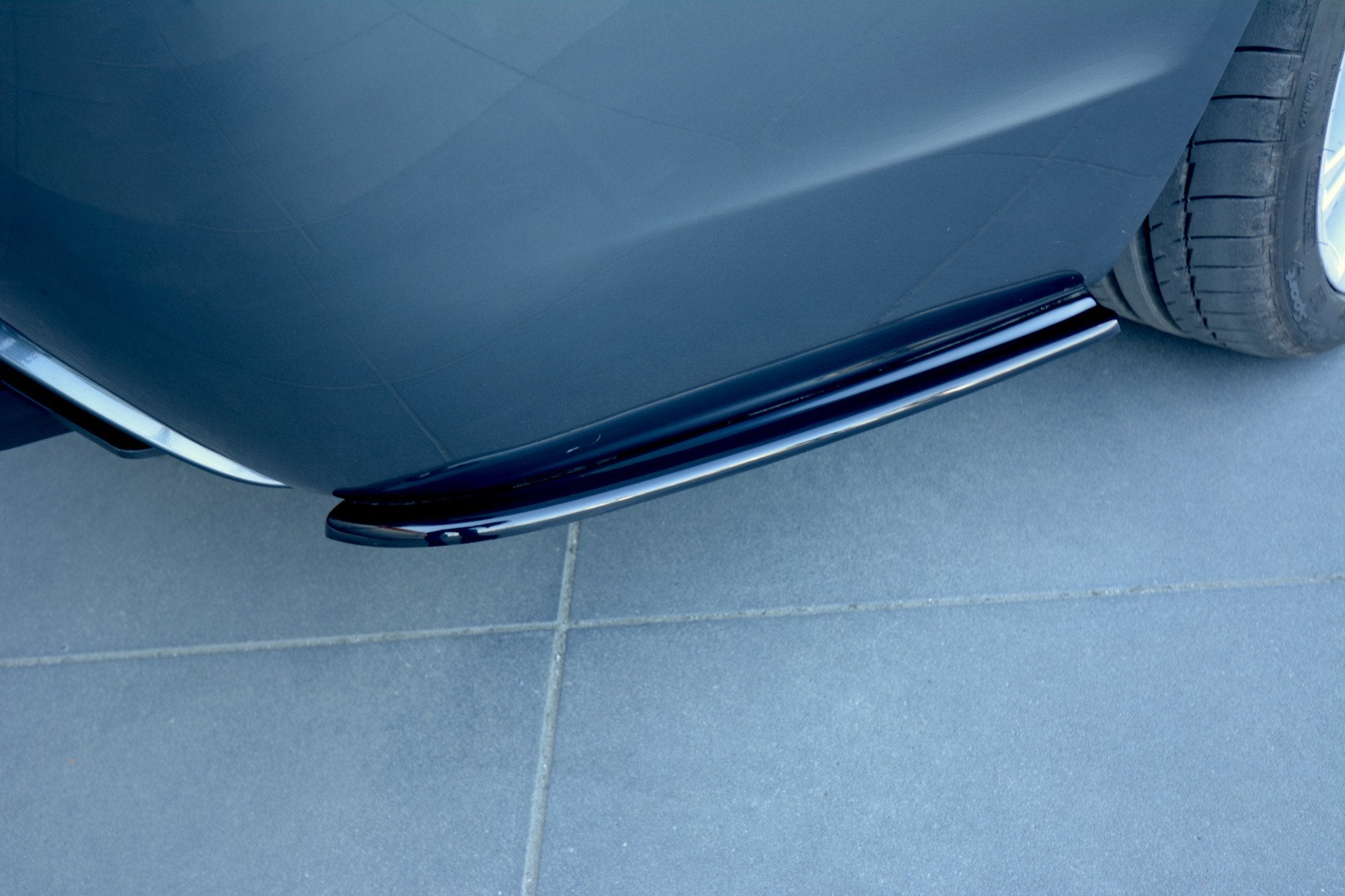 Maxton Design Heck Ansatz Flaps Diffusor passend für BMW 5er E60/E61 M Paket schwarz Hochglanz