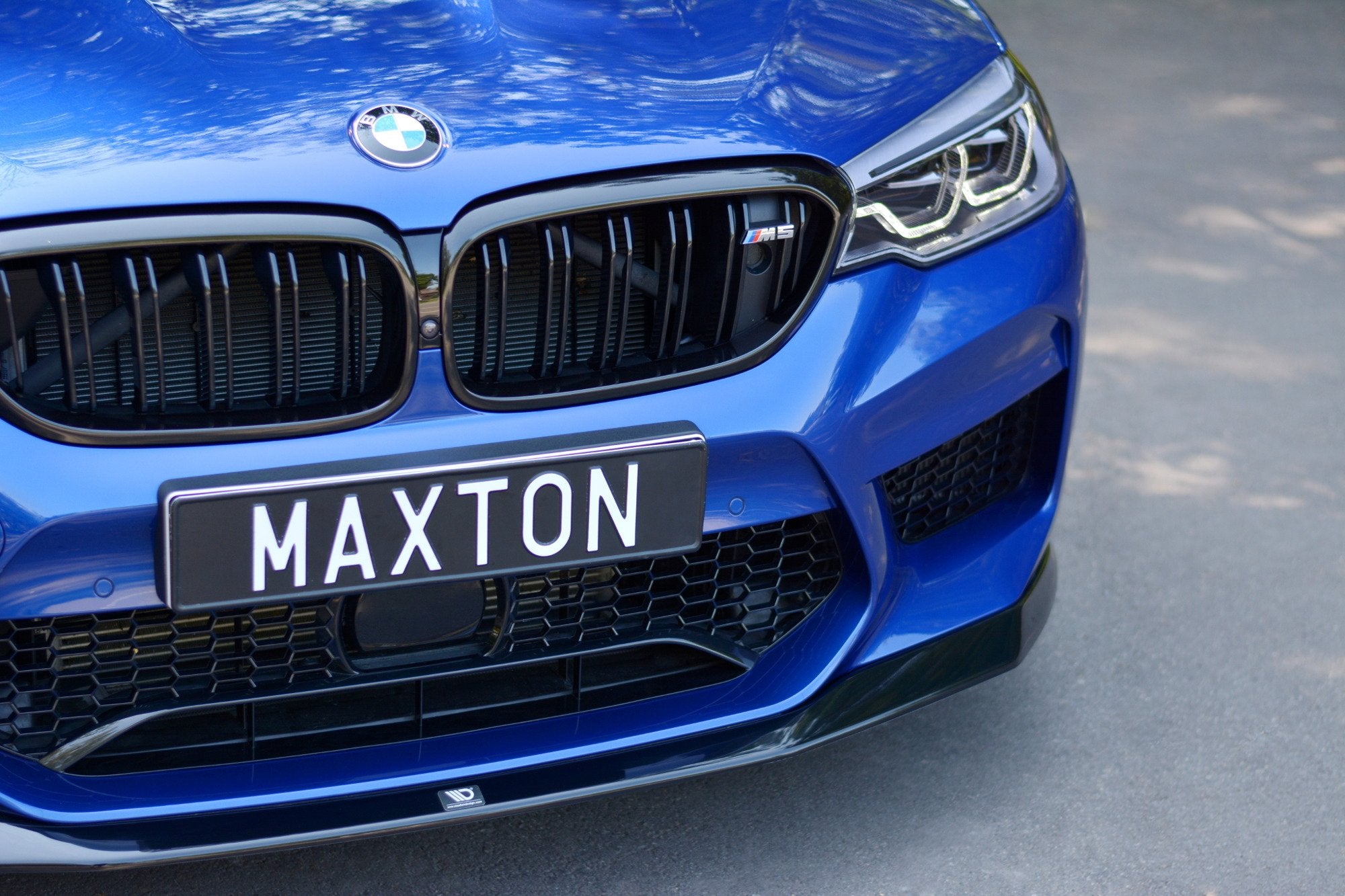 Maxton Design Street+ Spoilerlippe Front Ansatz V.1 passend für BMW M5 F90 schwarz Hochglanz