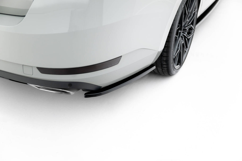 Maxton Design Heck Ansatz Flaps Diffusor V.2 passend für Skoda Superb Liftback / Combi Mk3 schwarz Hochglanz