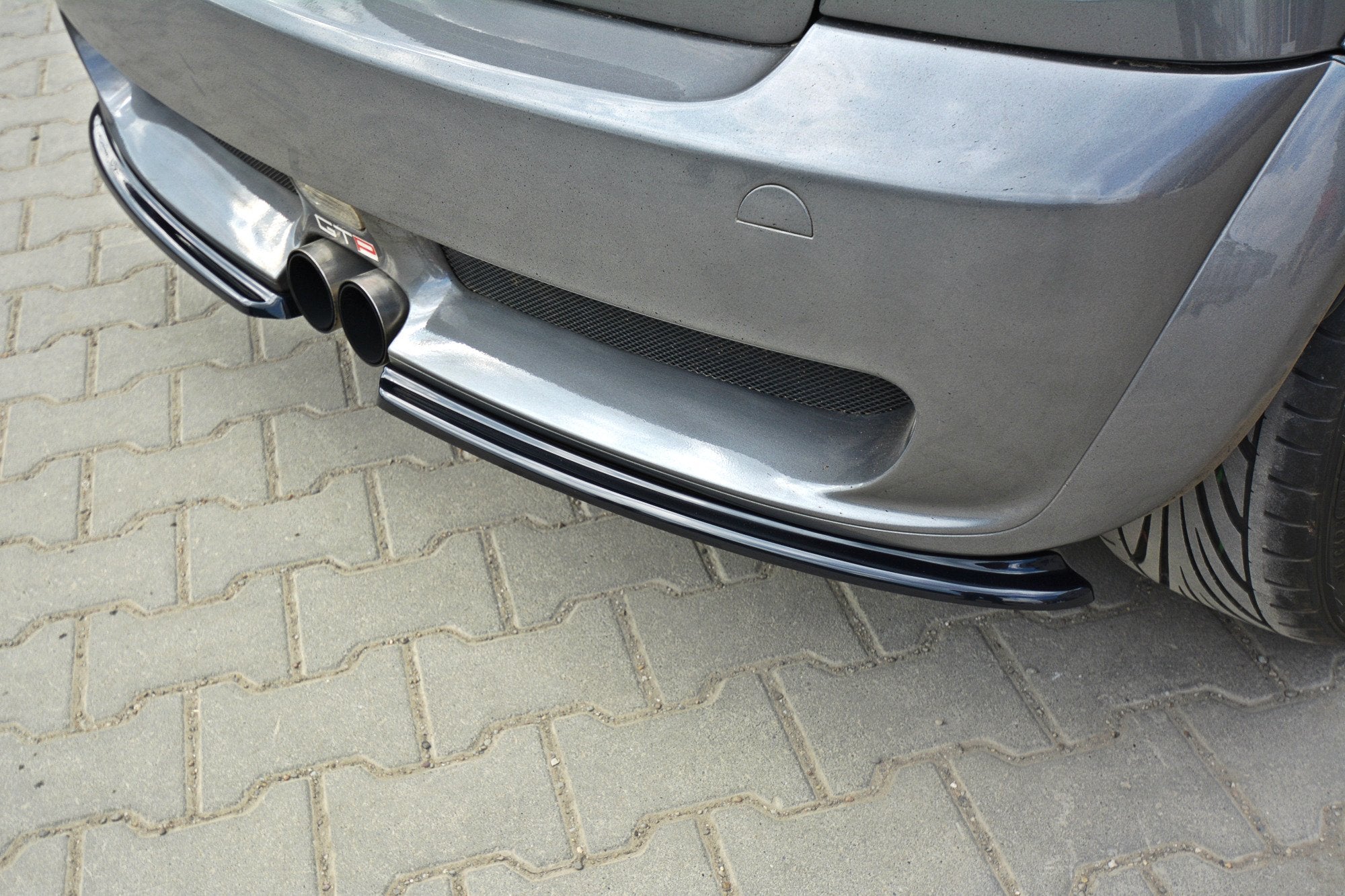 Maxton Design Heck Ansatz Flaps Diffusor für MINI R53 COOPER S JCW schwarz matt