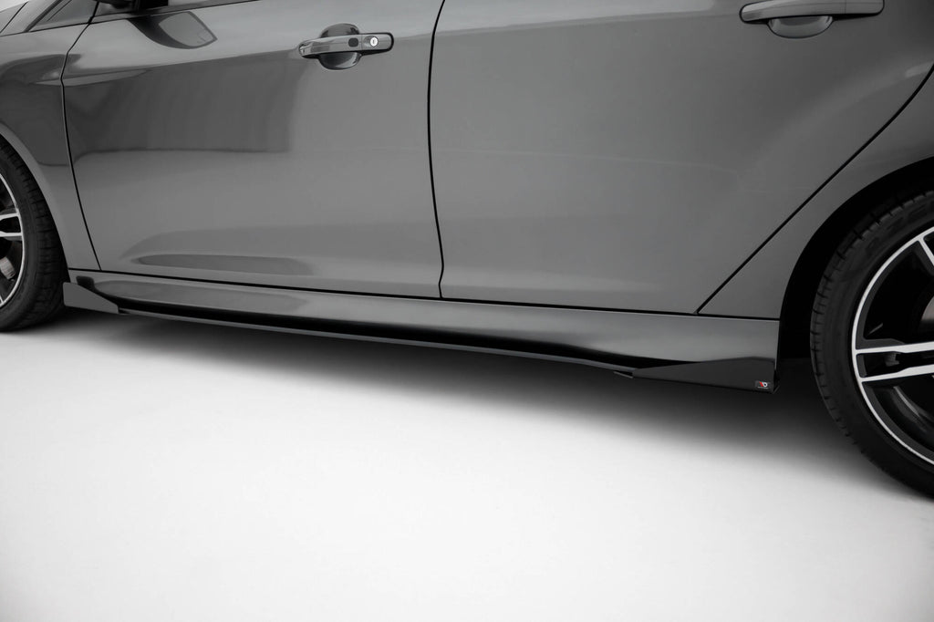 Maxton Design Street Pro Street+ Seitenschweller Leisten + Flaps passend für Ford Focus ST Mk3 Facelift schwarz Hochglanz