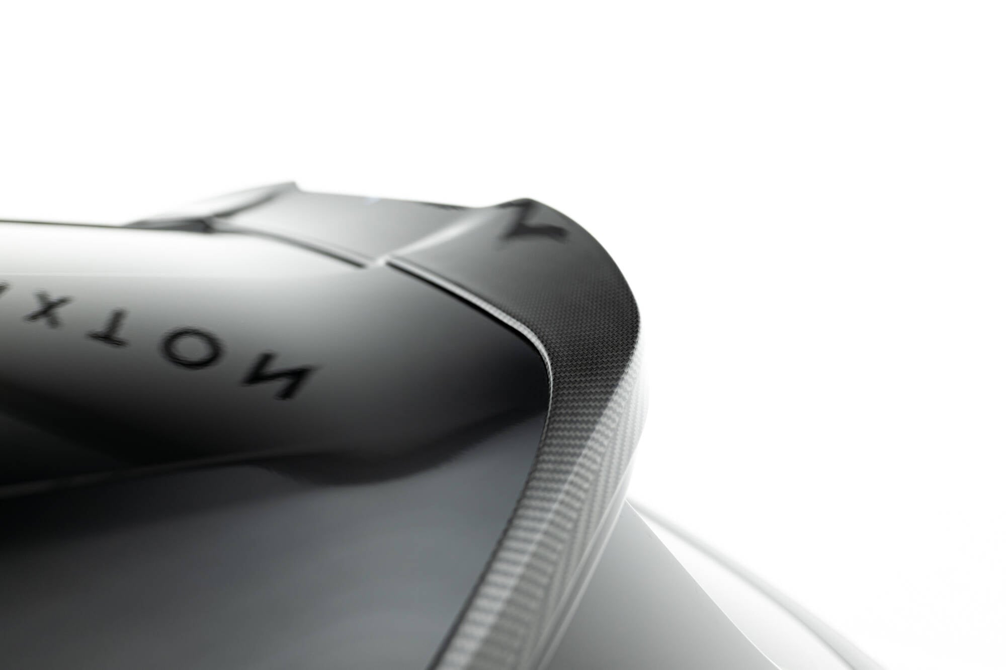 Maxton Design Prepreg Carbon Fiber Heckklappenspoiler BMW M135i / M-Paket F70 für BMW 1er F70