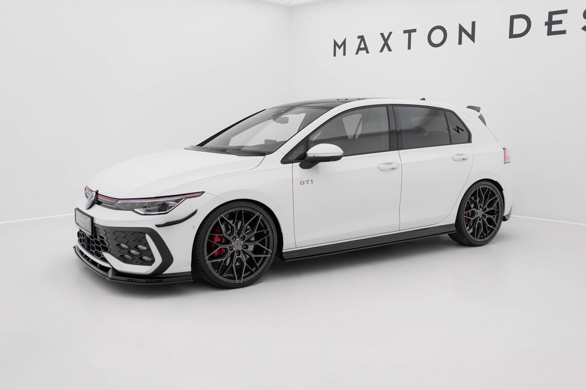 Maxton Design Street Pro Street+ Seitenschweller Leisten V.2 passend für VW Golf GTI / GTE / GTI Clubsport / R-Line Mk8