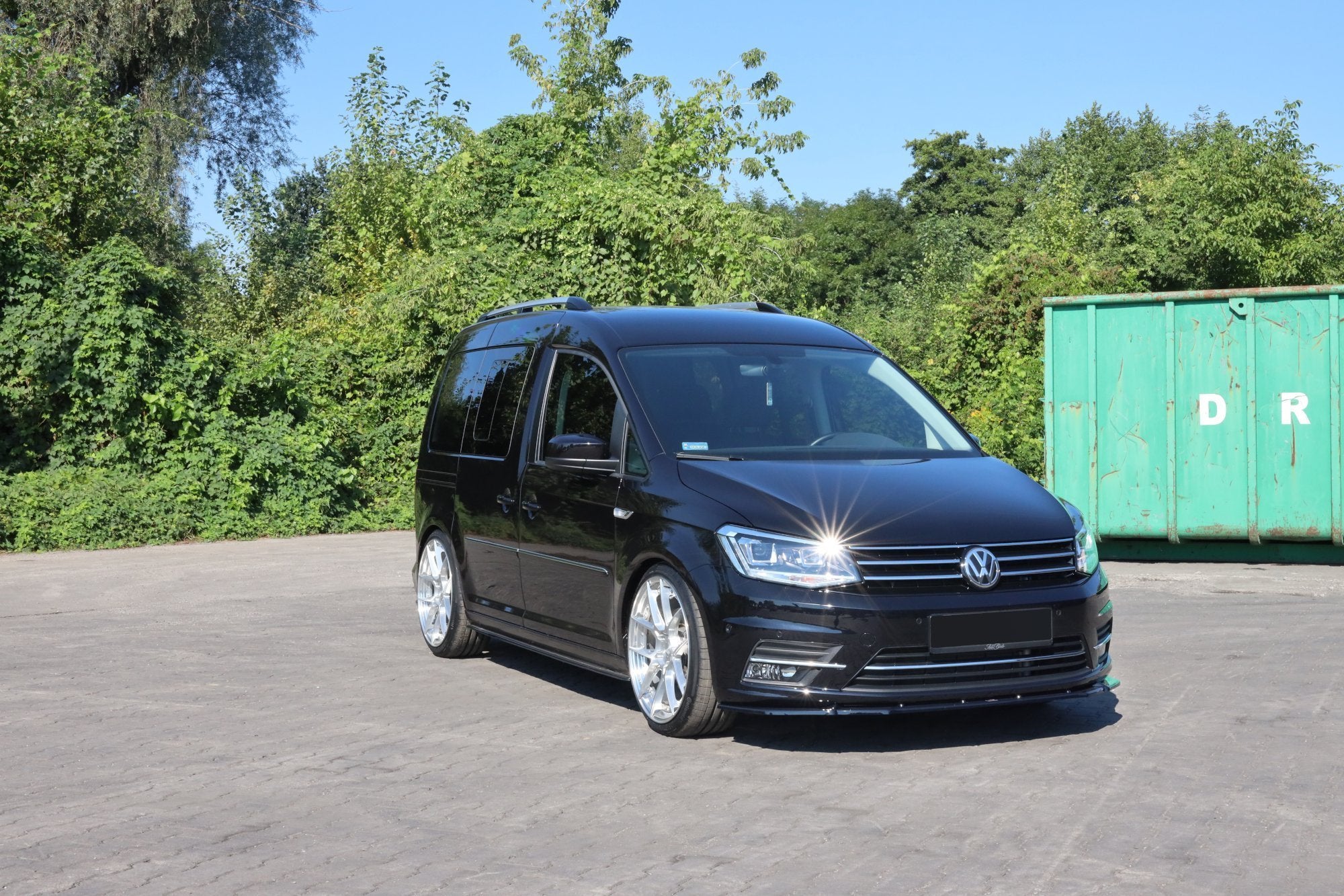 Maxton Design Street+ Spoilerlippe Front Ansatz passend für VW Caddy Mk. 4 schwarz Hochglanz