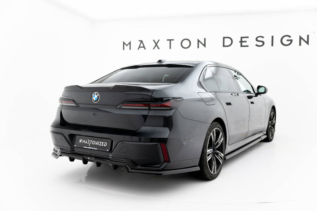 Maxton Design Street+ Mittlerer Diffusor RACE passend für V.1 BMW 7 M-Paket G70 schwarz Hochglanz