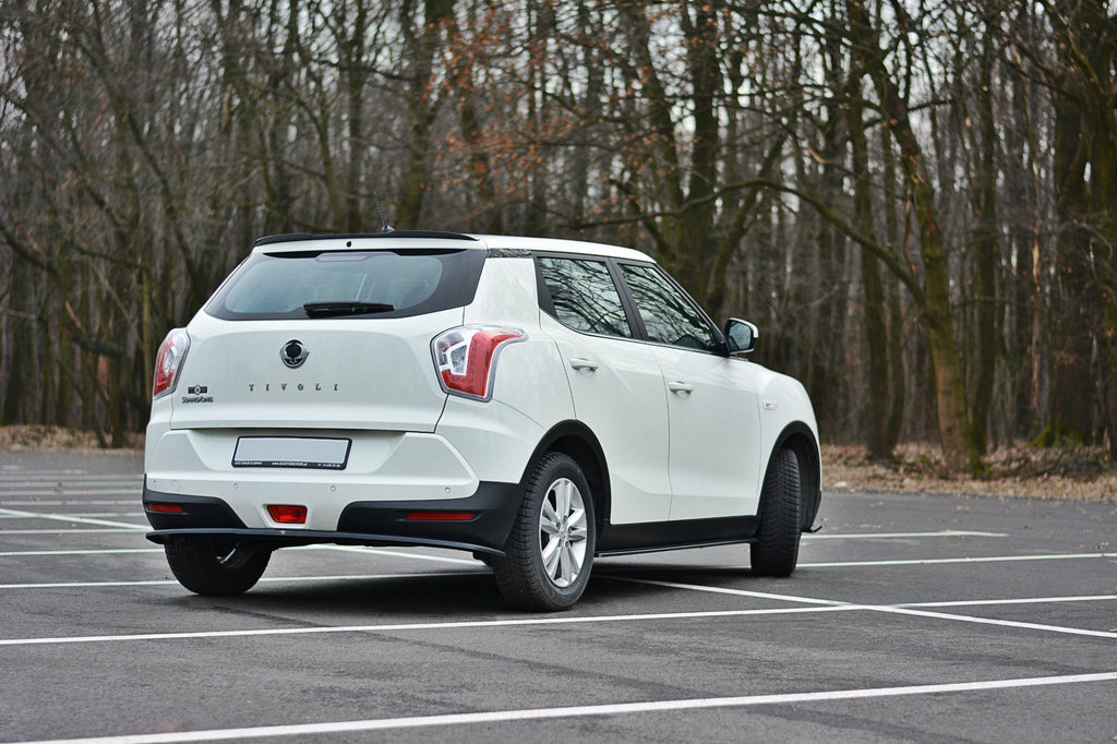 Maxton Design Heckansatz SSANGYONG TIVOLI schwarz Hochglanz für SsangYong Tivoli Mk1