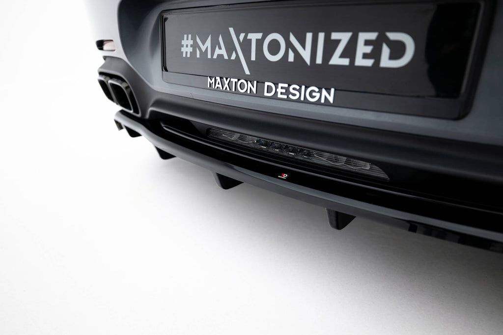 Maxton Design Street+ Mittlerer Diffusor RACE passend für Mercedes-AMG GT C C190 Facelift schwarz Hochglanz