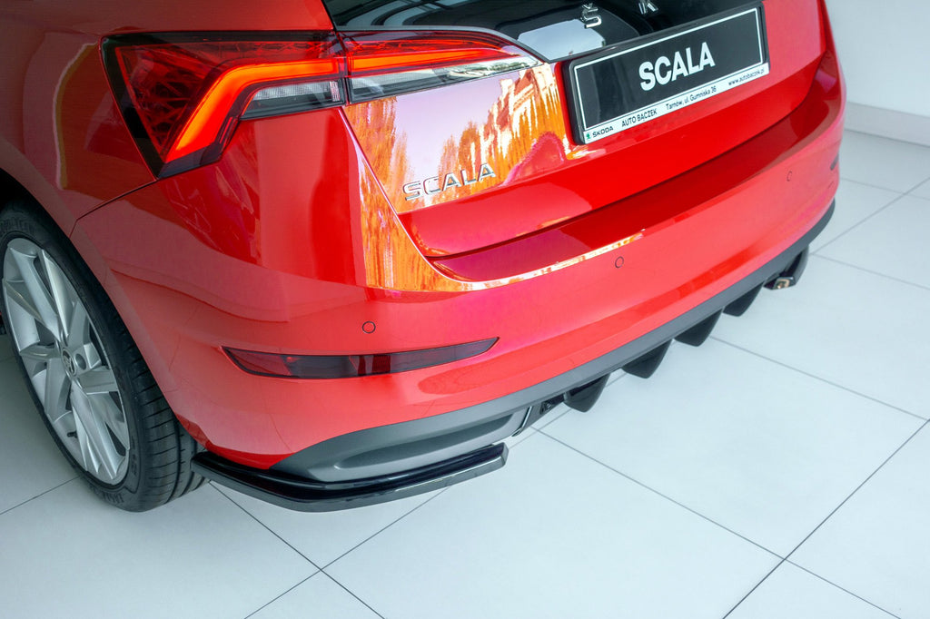 Maxton Design Heck Ansatz Flaps Diffusor passend für Skoda Scala schwarz Hochglanz