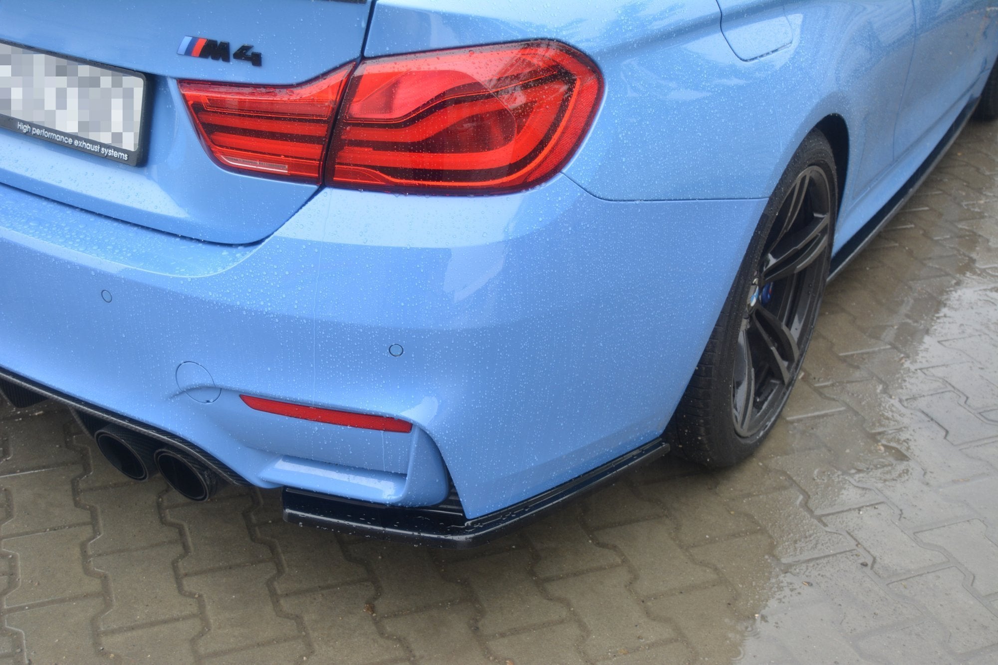 Maxton Design Heck Ansatz Flaps Diffusor V.1 passend für BMW M4 F82 schwarz Hochglanz