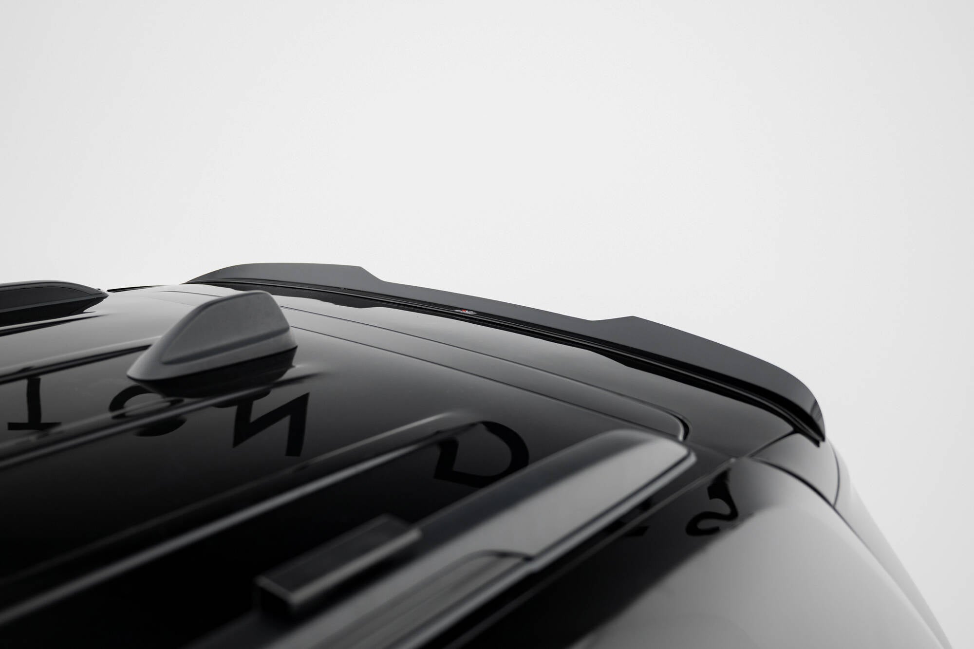 Maxton Design Spoiler CAP passend für Jeep Grand Cherokee Trailhawk Mk5 schwarz Hochglanz