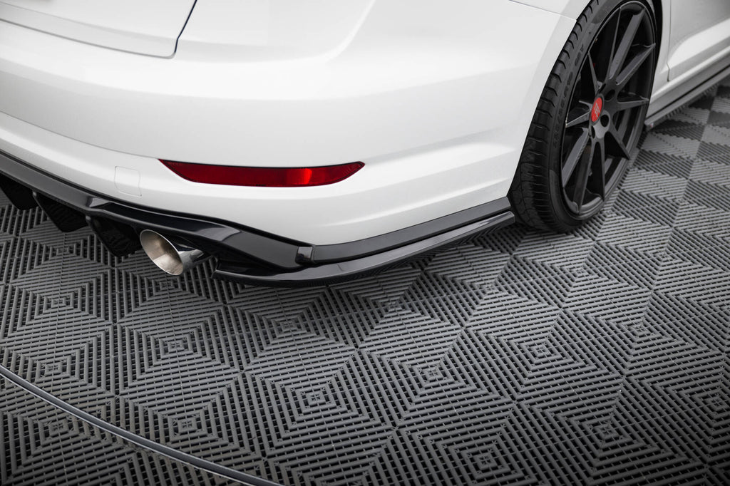 Maxton Design Heck Ansatz Flaps Diffusor passend für VW Jetta GLI Mk7 schwarz Hochglanz