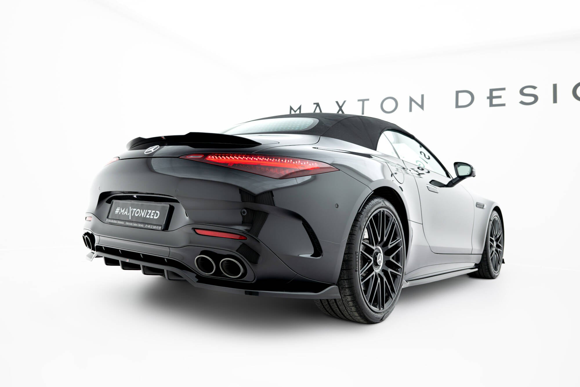 Maxton Design Street+ Mittlerer Diffusor RACE passend für Mercedes-AMG SL 63 R232 schwarz Hochglanz